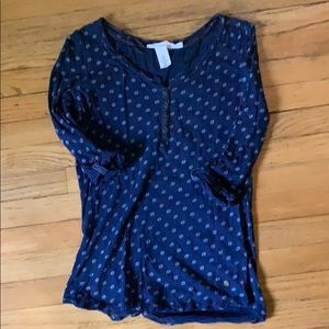 Quarter sleeve shirt